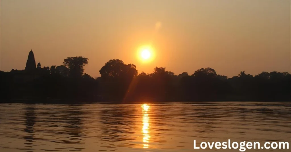 Sunset, Nature & Scenic Moments